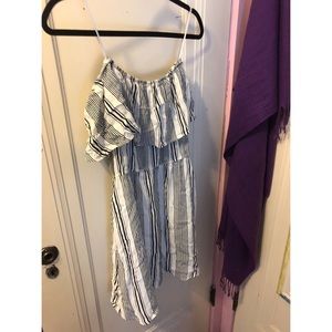 Off shoulder stripe mini dress with pockets